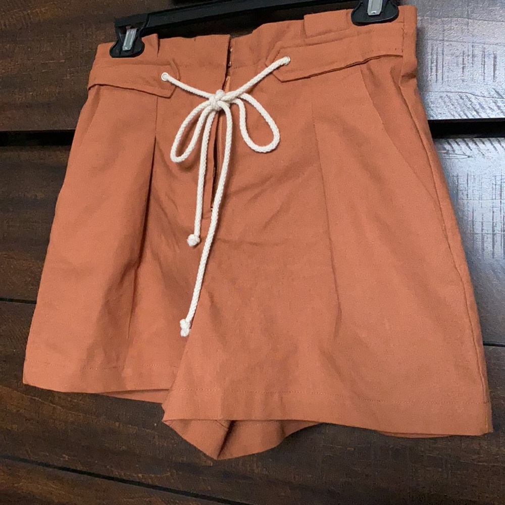 WISHLIST APPAREL Fall Fashion Mauve Brown Shorts